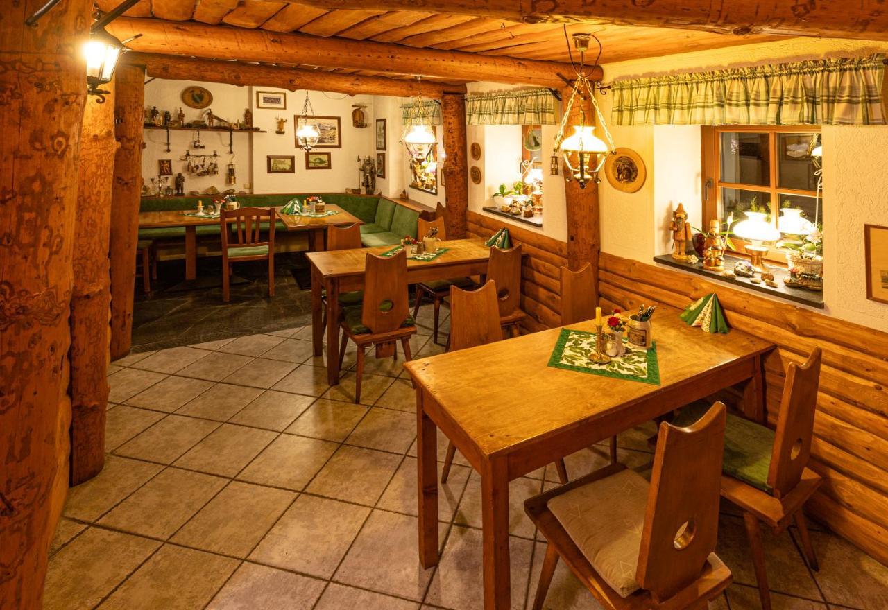Pension Und Gaststaette Zur Knappenschaenke Thermalbad Wiesenbad Exteriér fotografie