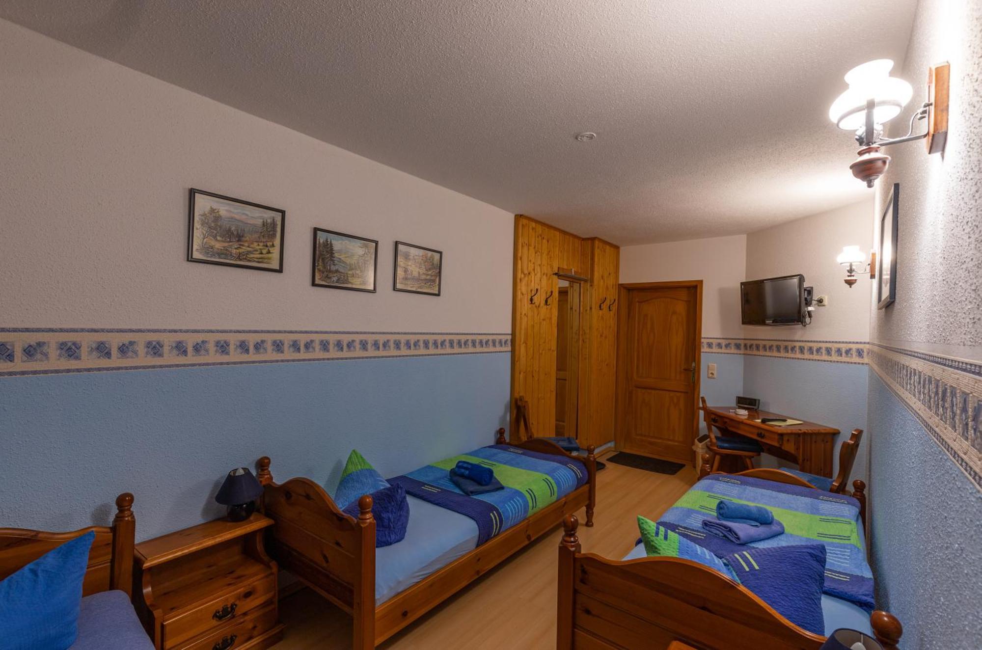 Pension Und Gaststaette Zur Knappenschaenke Thermalbad Wiesenbad Exteriér fotografie